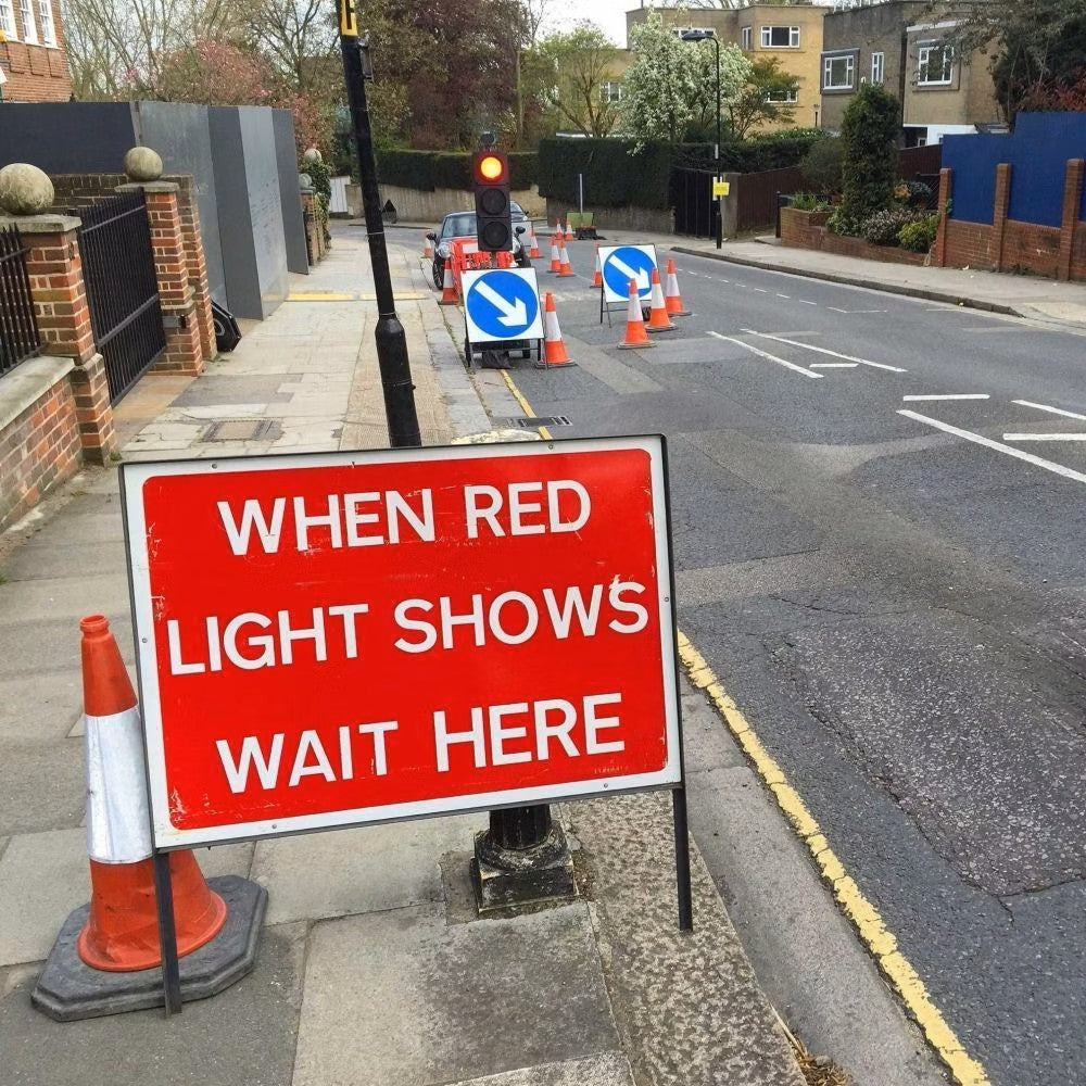 Pyramid Traffic Signs Products | Pyramid Display Materials