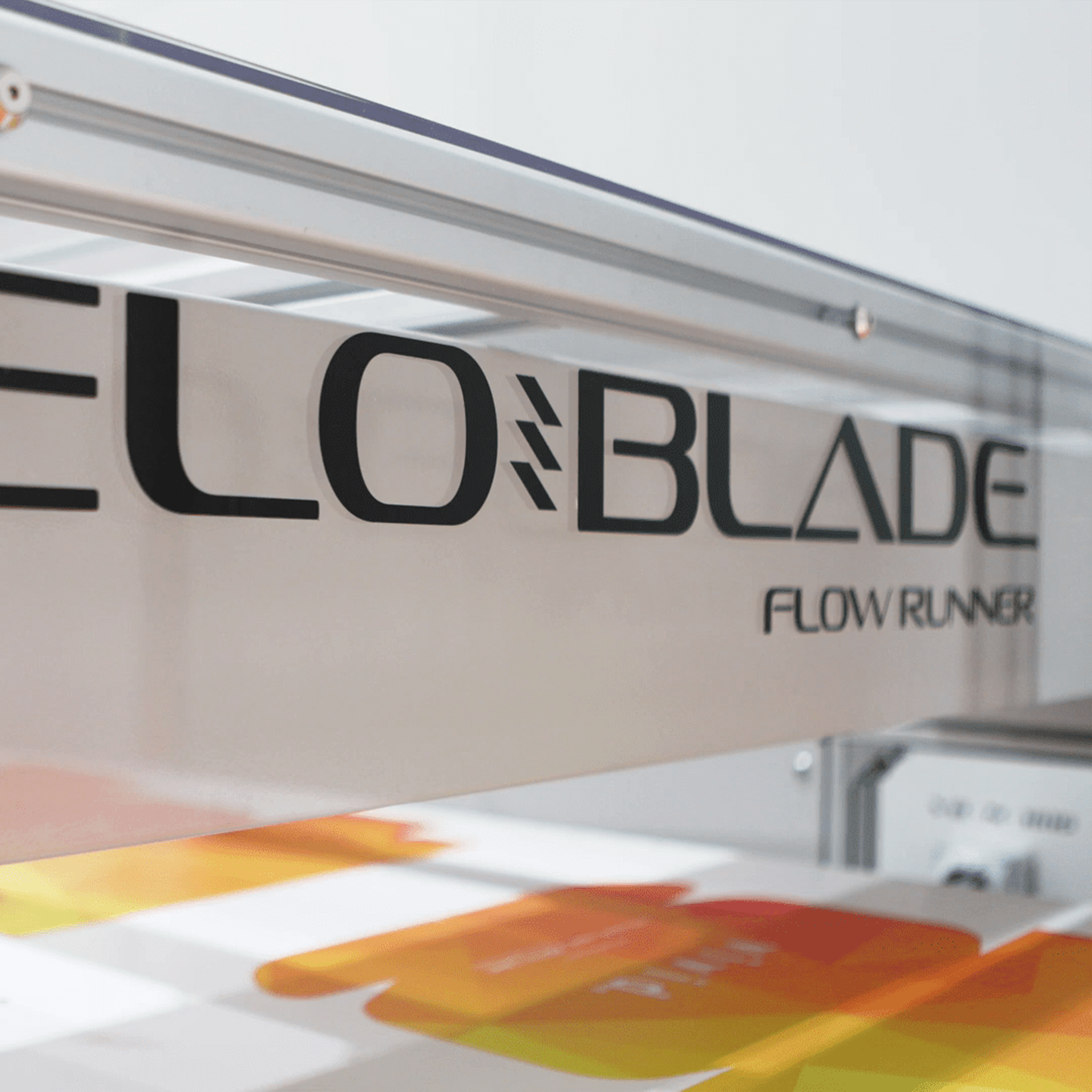 Veloblade® Flow Runner | Pyramid Display Materials